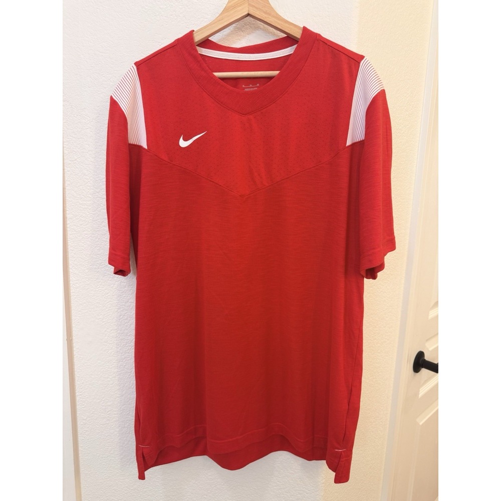 NWOT Men's NIKE Soccer DriFit T-SHIRT Red Size XL Msrp $55
